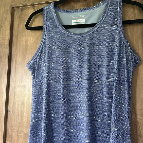 Columbia athleisure dress - Picture 3 of 9